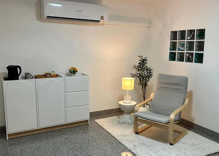 Spacious And Peaceful 3 Bedrooms Detached House Inside Holiday home