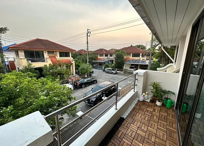 Spacious And Peaceful 3 Bedrooms Detached House Inside * Bangkok